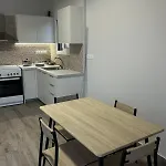 Glyfas B *