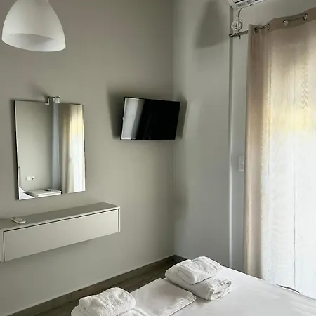 Glyfas B * Γλύφα