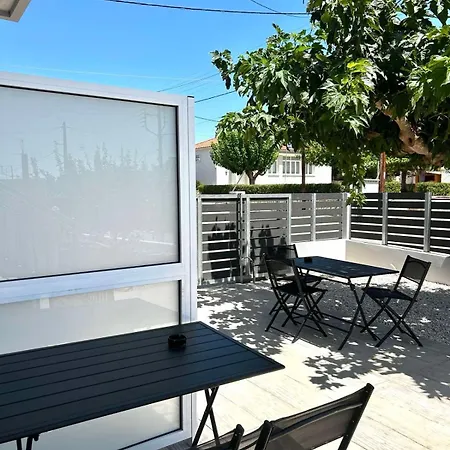 Glyfas B * Γλύφα